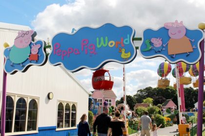 Peppa Pig World- w Paultons Park